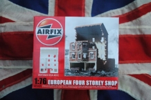 images/productimages/small/European Four Storey Shop Airfix 1;76 voor.jpg